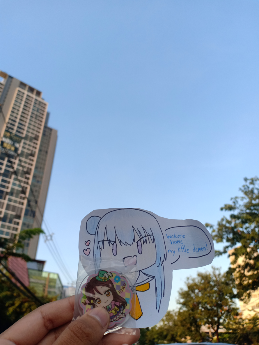 My friend give me a Riko badge so I draw Yoshiko to welcome her ✨