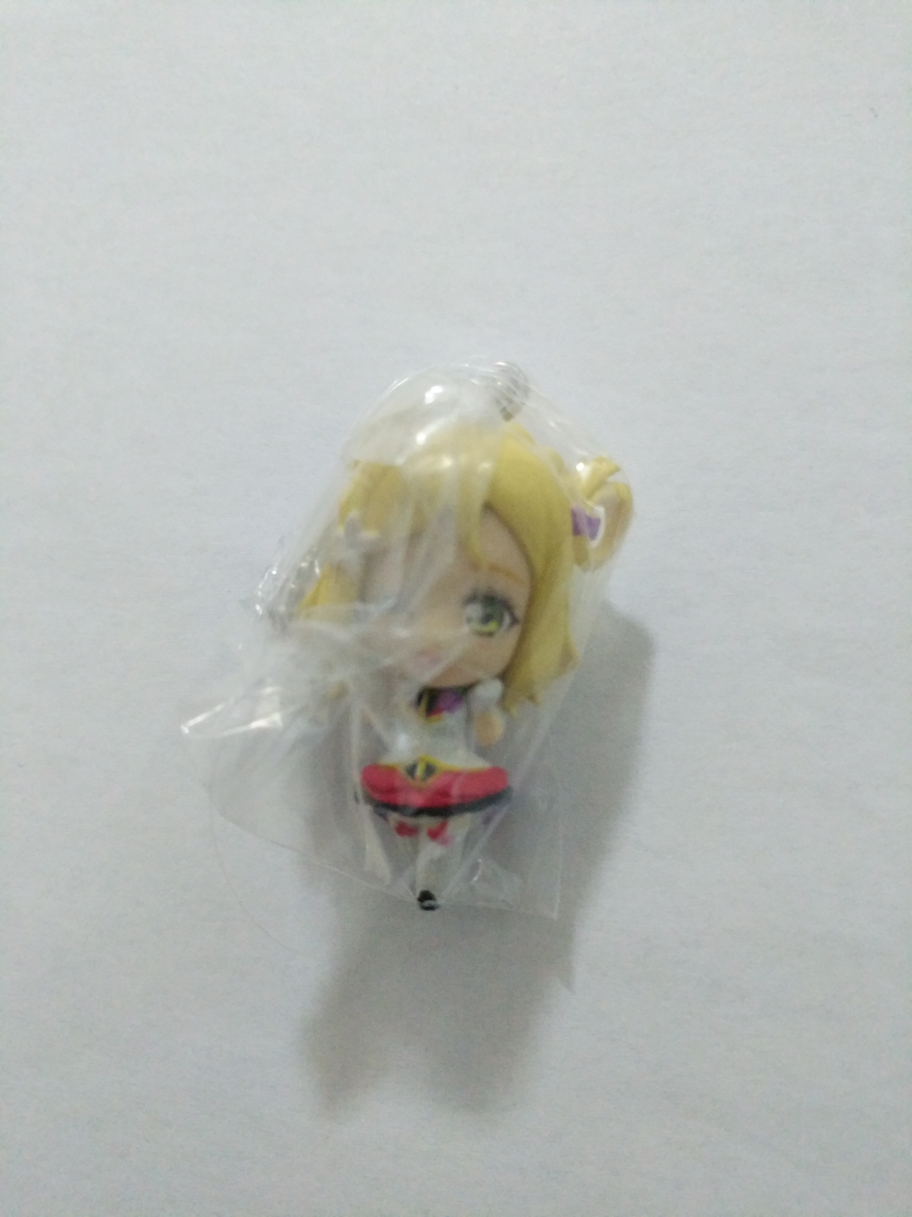Mari Mirai Ticket mini figure strap